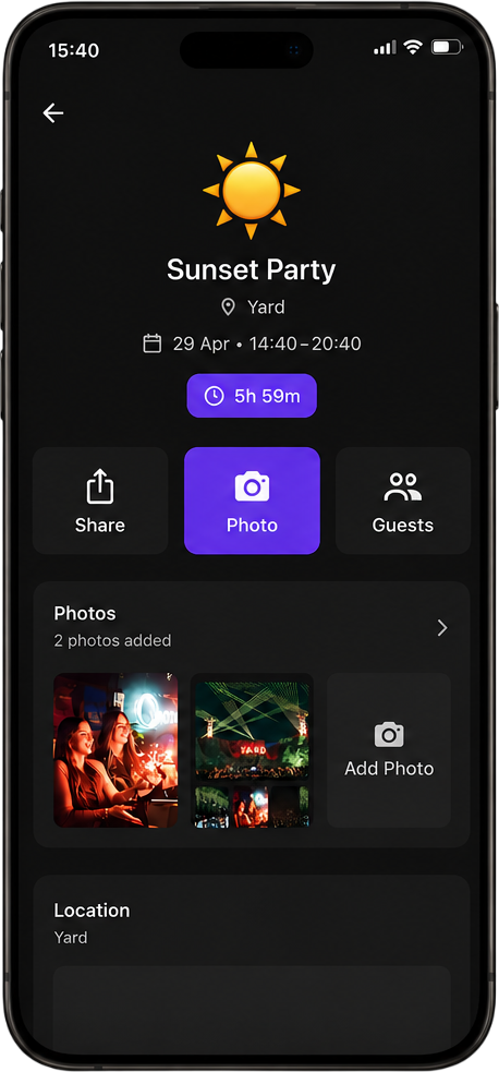 Lazzo living screen — shared photo feed during the event